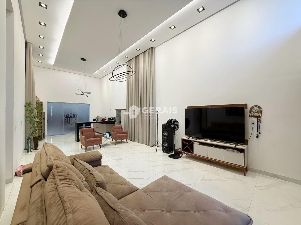 Casa à venda no RESIDENCIAL DOUTOR WALCHIR RESENDE COSTA: 03 - SALA