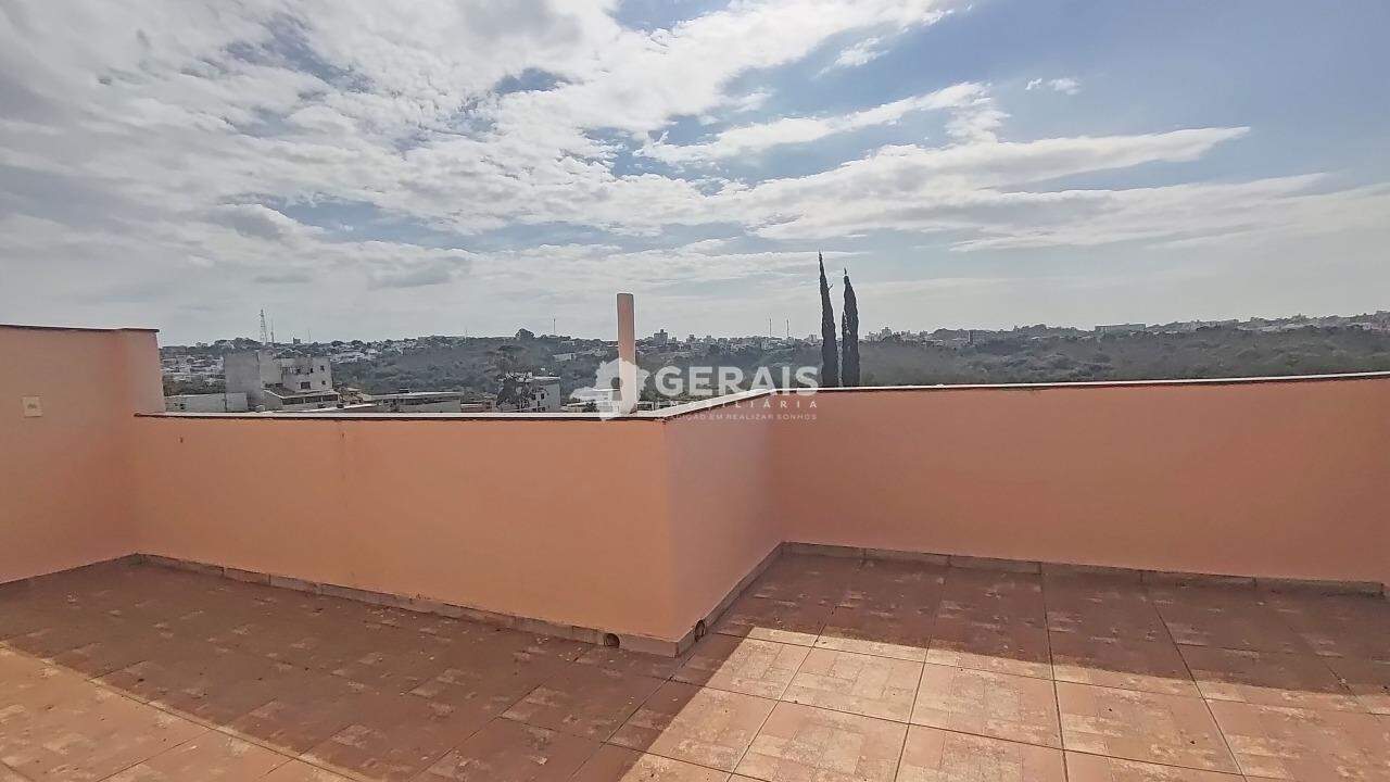 Apartamento para aluguel no REALENGO: 08- ÁREA EXTERNA