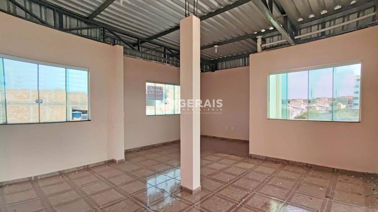 Apartamento para aluguel no REALENGO: 05- SALA