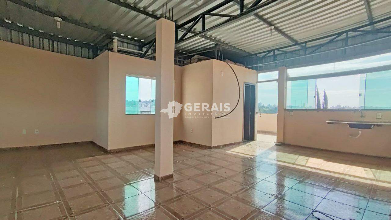 Apartamento para aluguel no REALENGO: 04- SALA