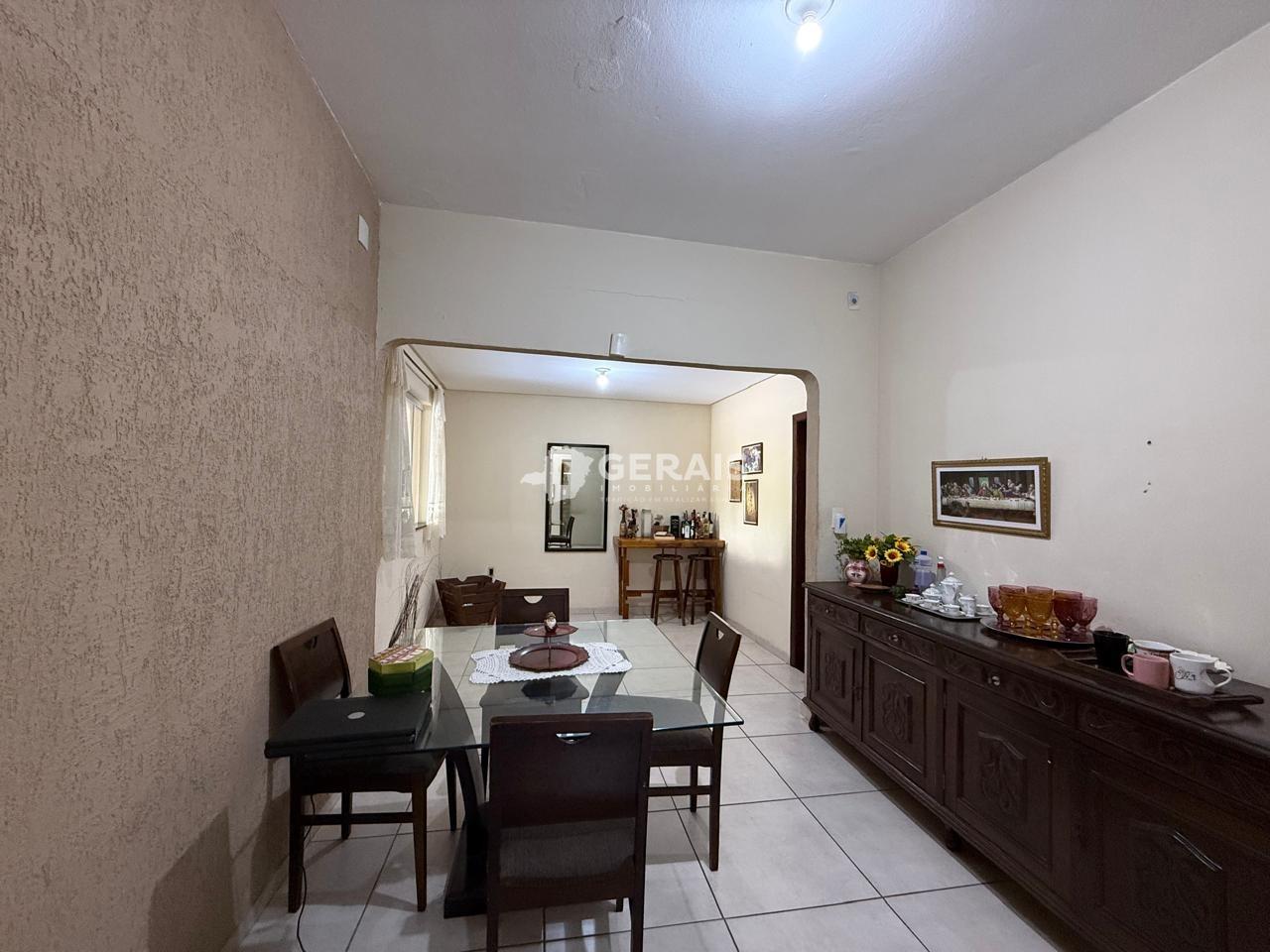 Casa à venda no DAS OLIVEIRAS: 04 - COPA