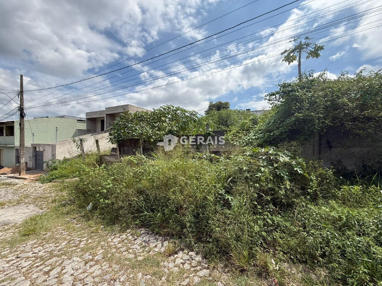 Lote à venda no PARAÍSO: 02 - LOTE