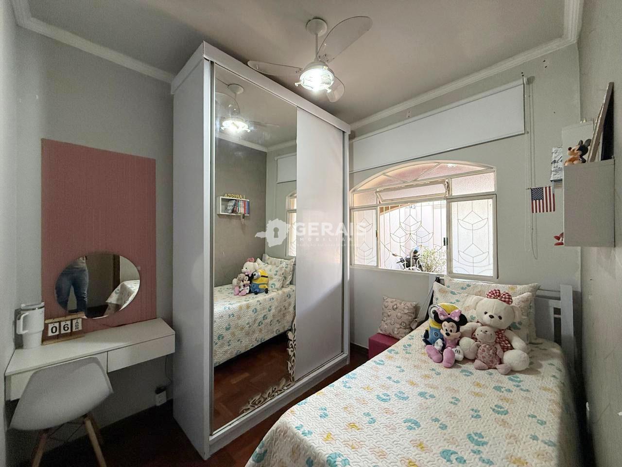 Casa à venda no Doutor José Thomaz: 09 - QUARTO 02