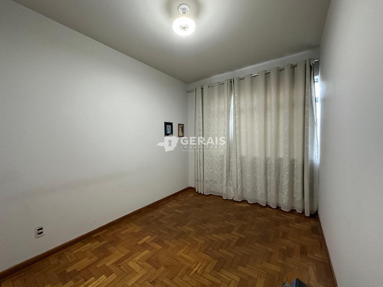 Apartamento à venda no CENTRO: 03 - QUARTO 01