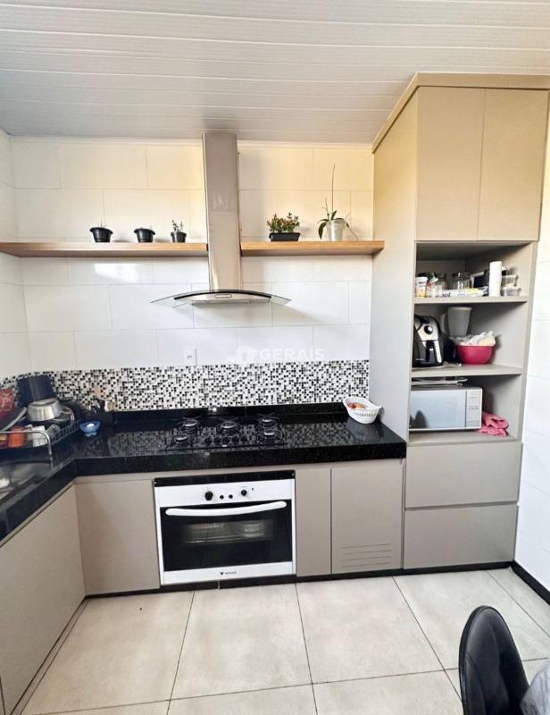 Casa à venda no SANTA ROSA: 04 - COZINHA