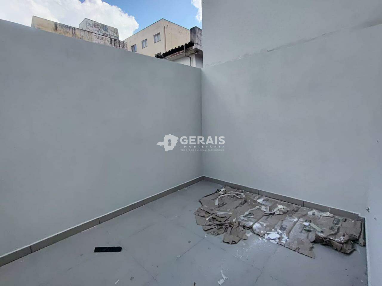 Loja para aluguel no CENTRO: 07- ÁREA EXTERNA