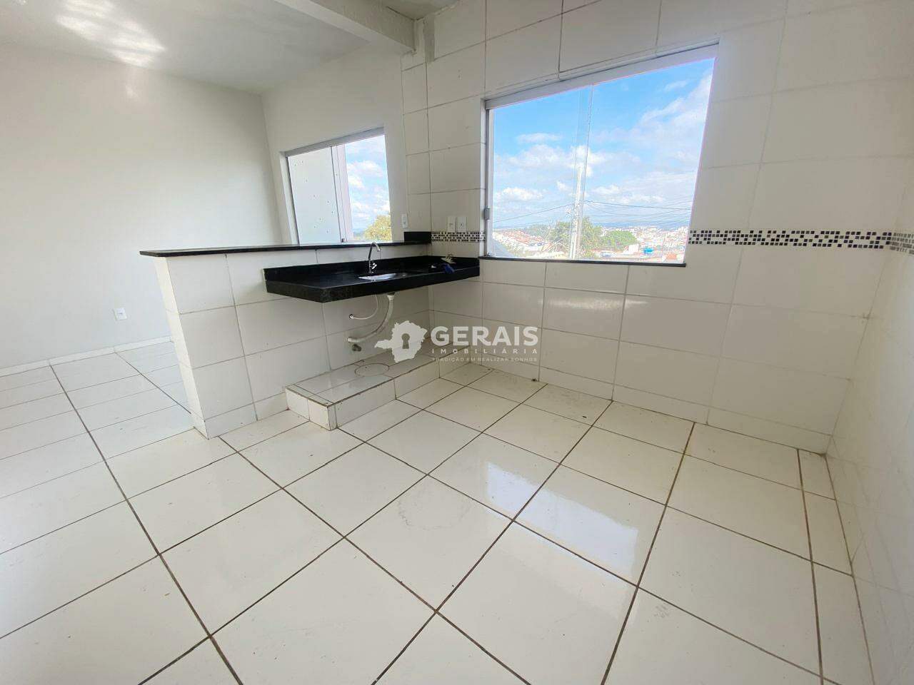 Casa à venda no PADRE EUSTAQUIO: 04- COZINHA