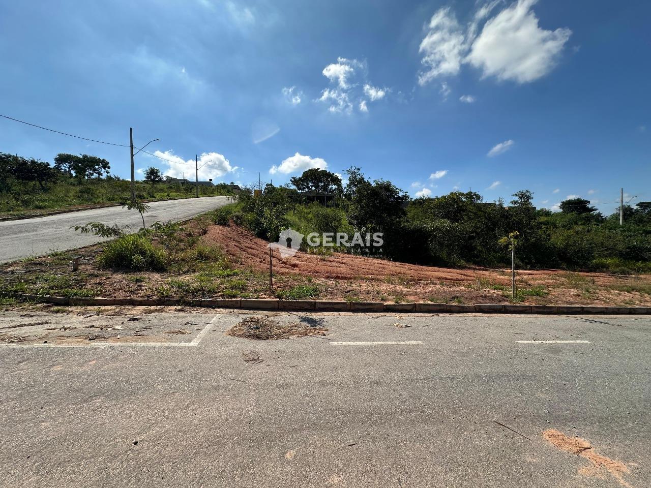 Lote à venda no Residencial Solaris : 01- LOTE