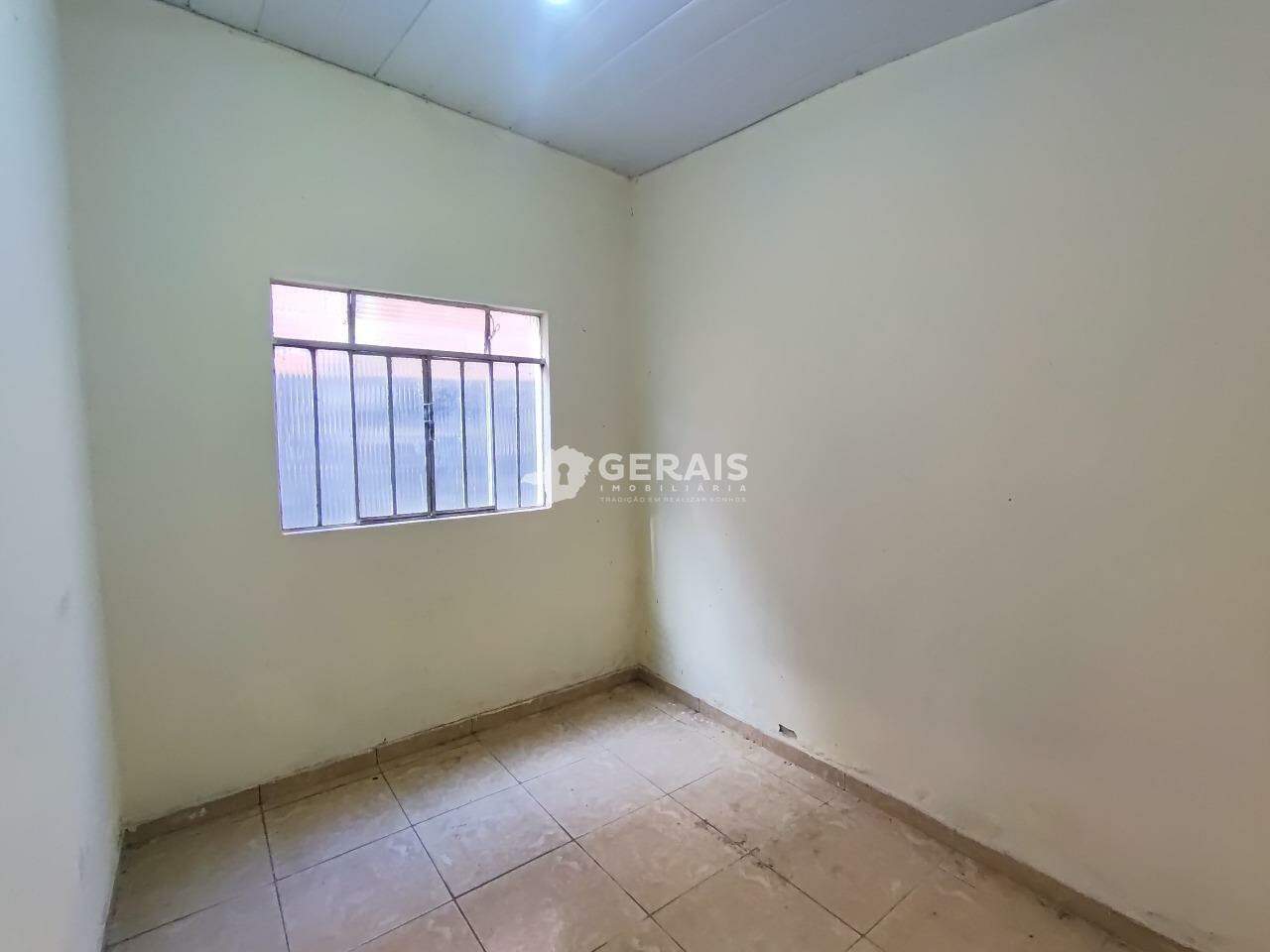 Casa para aluguel no TIETE: 07- QUARTO 01