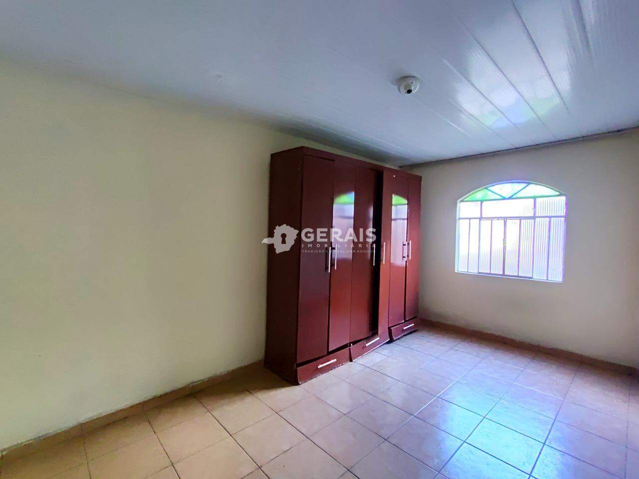 Casa para aluguel no TIETE: 08- QUARTO 02