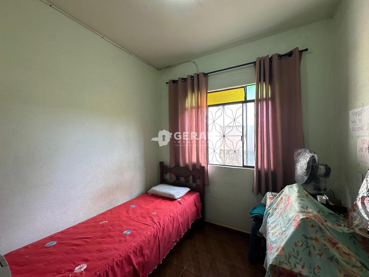 Casa à venda no SANTOS DUMONT: 07- QUARTO 02