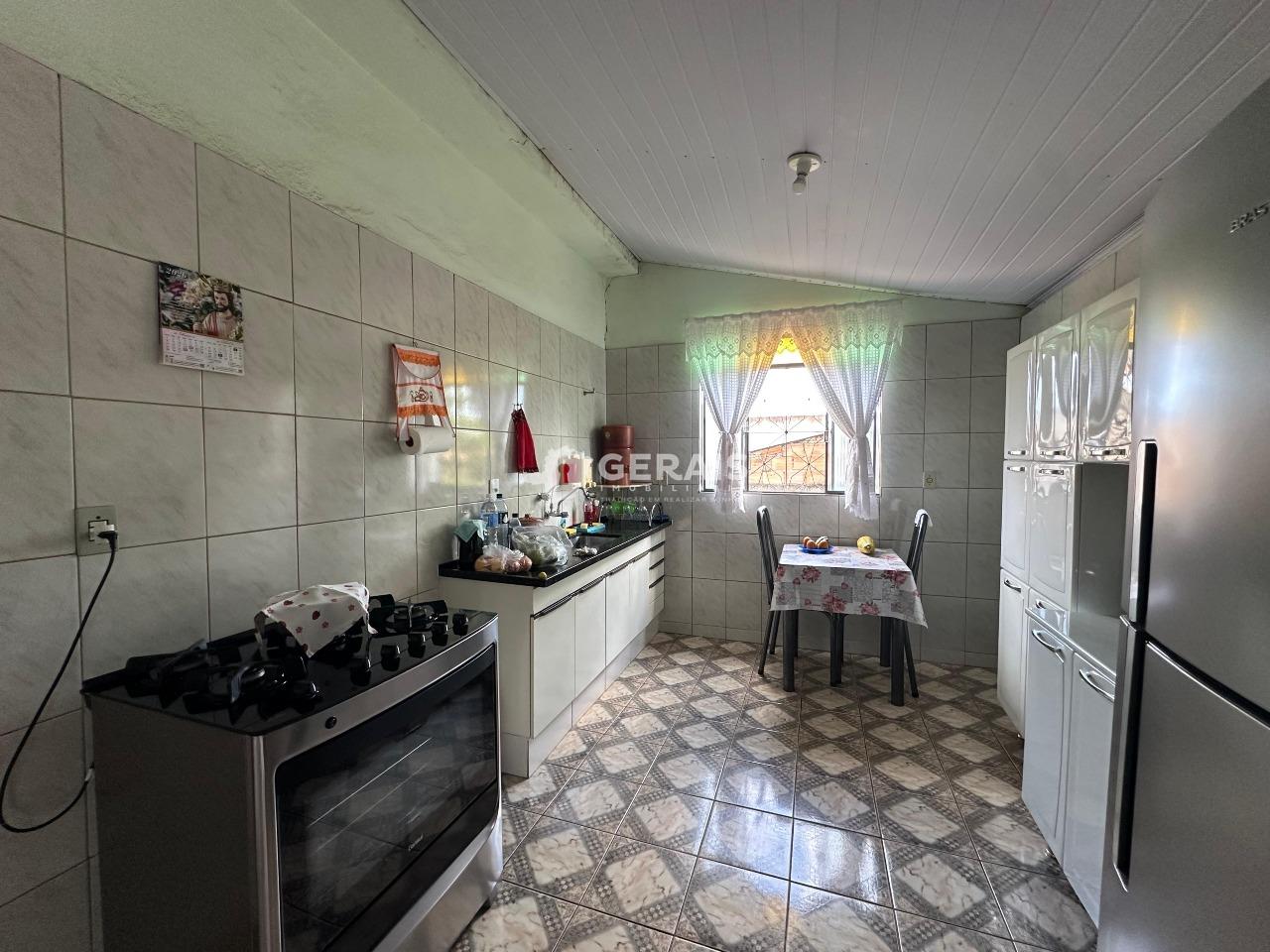 Casa à venda no SANTOS DUMONT: 05- COZINHA