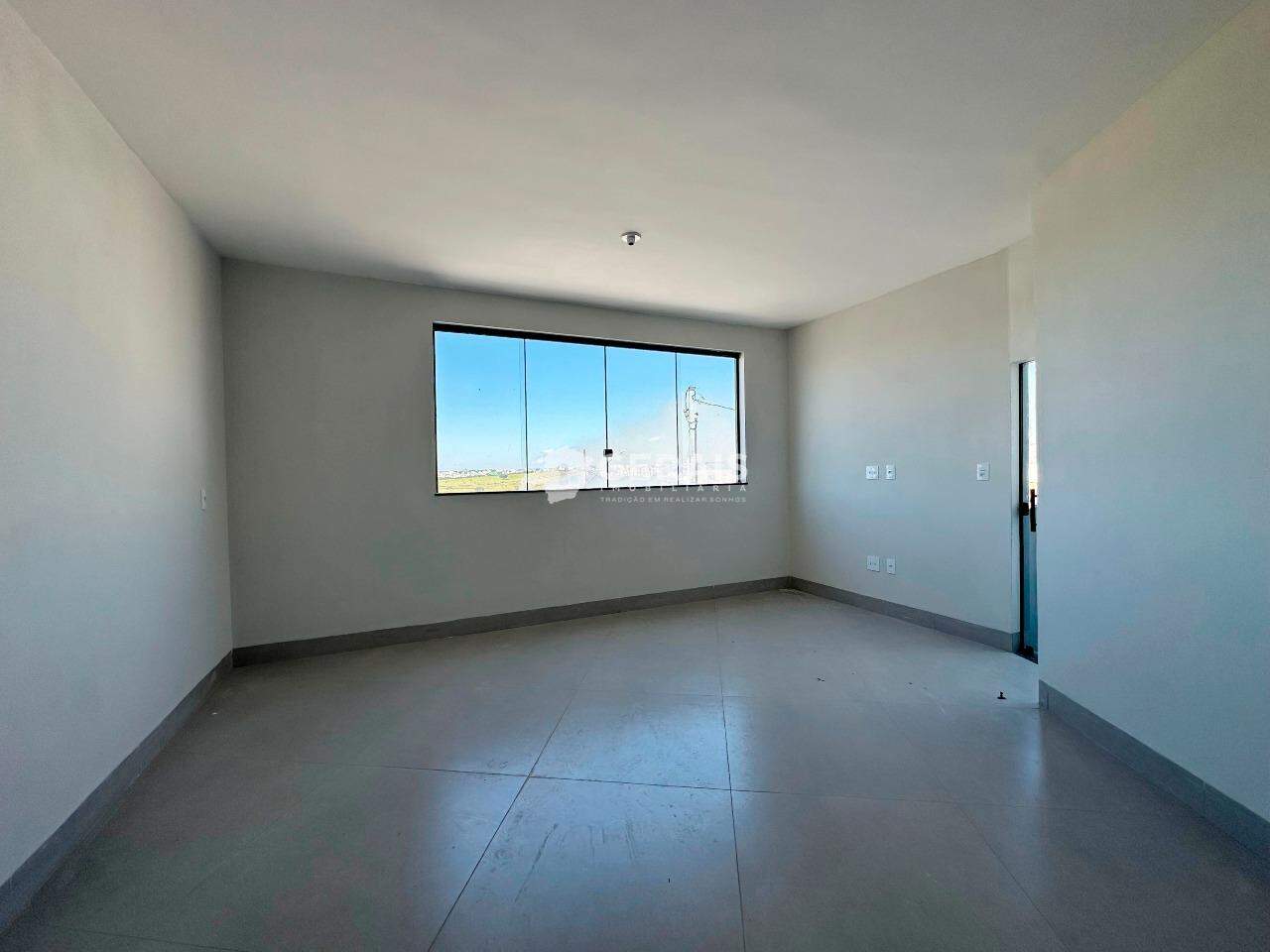 Casa à venda no FABIO NOTINI: 03 - SALA