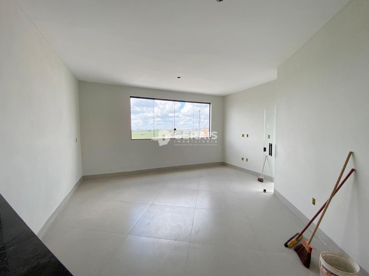 Casa à venda no FABIO NOTINI: 03 - SALA