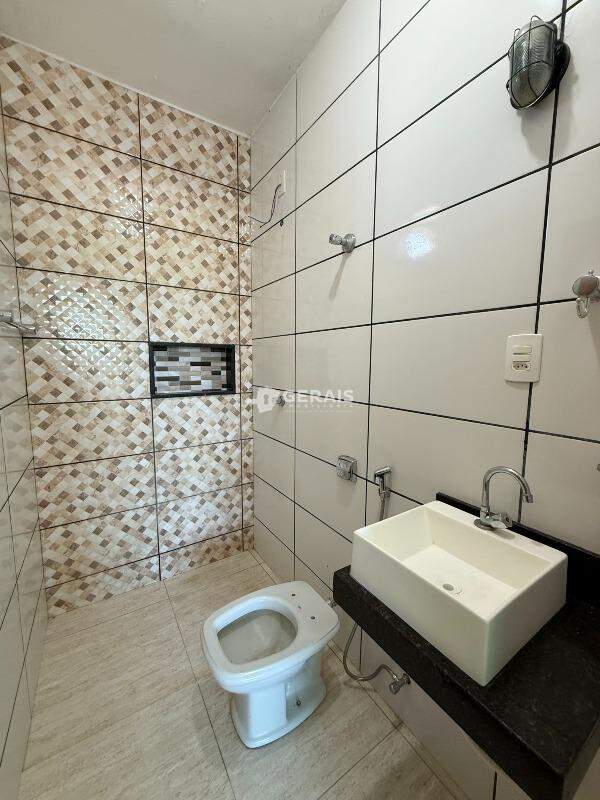 Casa para aluguel no PADRE EUSTAQUIO: 08 - BANHO SOCIAL