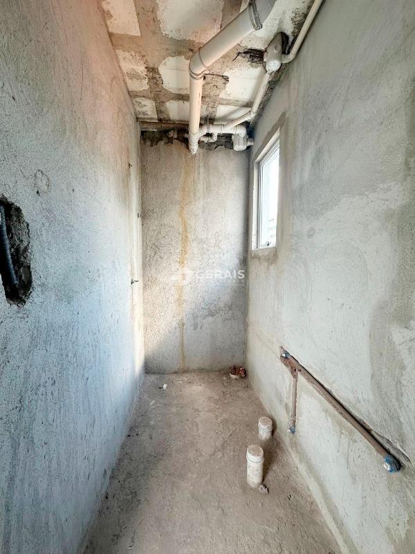 Apartamento à venda no SANTA CLARA: 09- BANHO SUÍTE