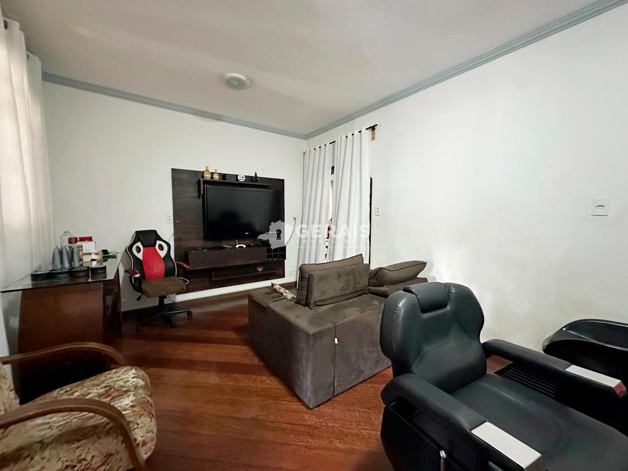 Casa à venda no BOM PASTOR: 03 - SALA