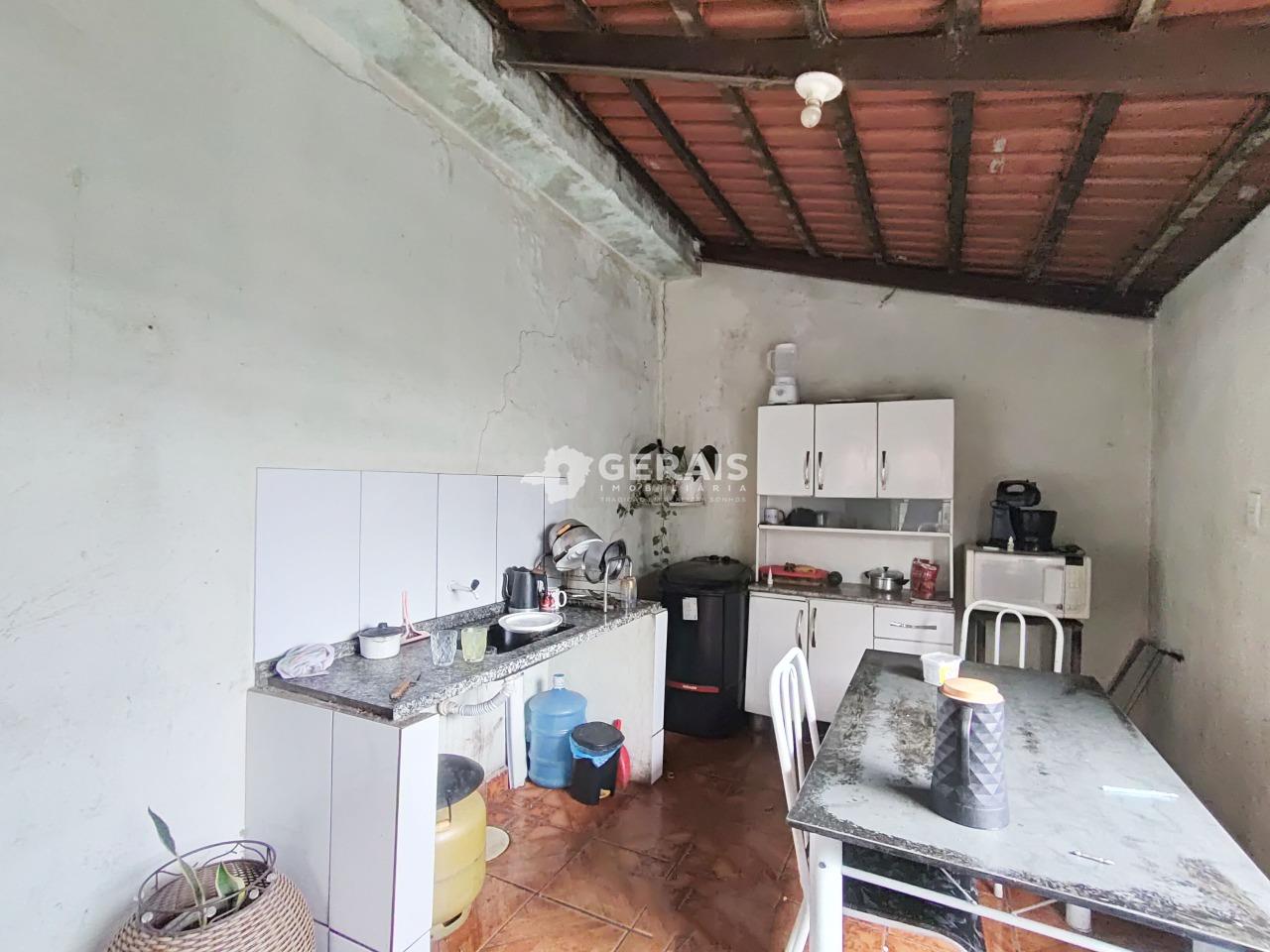 Casa à venda no DAVANUZE: 09- COZINHA