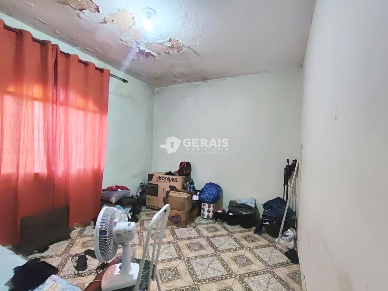 Casa à venda no DAVANUZE: 06- QUARTO 02