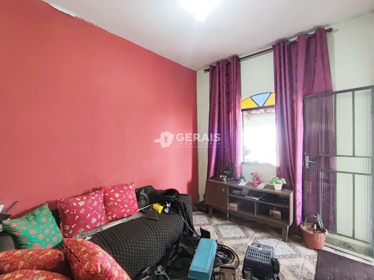 Casa à venda no DAVANUZE: 03- SALA