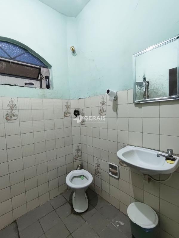 Casa à venda no DAVANUZE: 07- BANHO SOCIAL