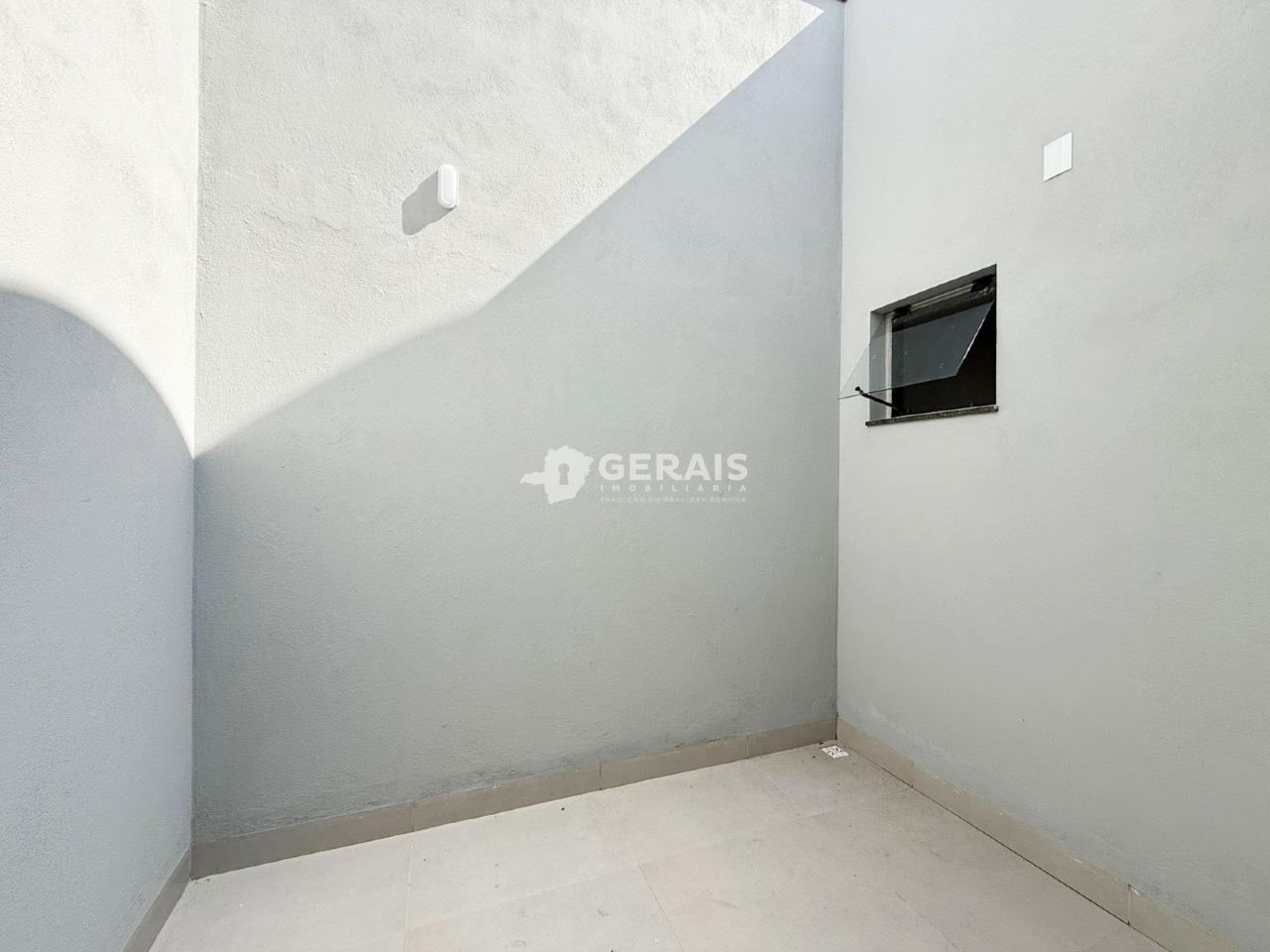 Casa à venda no JARDINOPOLIS: 05- ÁREA DE CLARIDADE