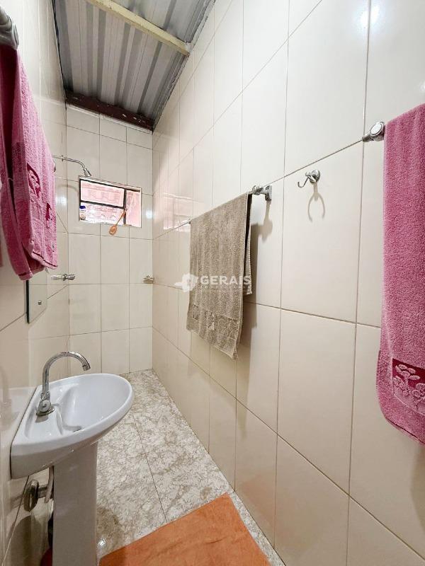 Casa à venda no SÃO JOSÉ: 07- BANHO SUÍTE