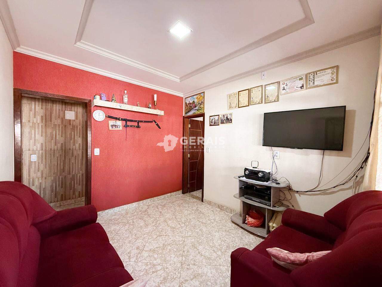 Casa à venda no SÃO JOSÉ: 03- SALA 01