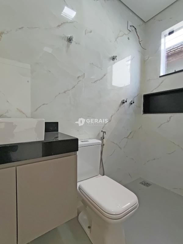 Casa para aluguel no RESIDENCIAL DOUTOR WALCHIR RESENDE COSTA: 09- BANHO SUÍTE