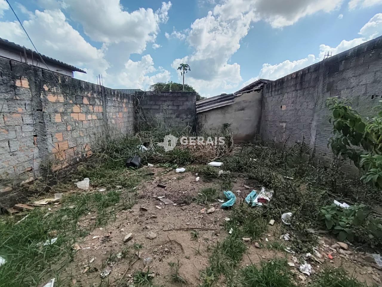 Barracão para aluguel no PONTE FUNDA: 08- QUINTAL