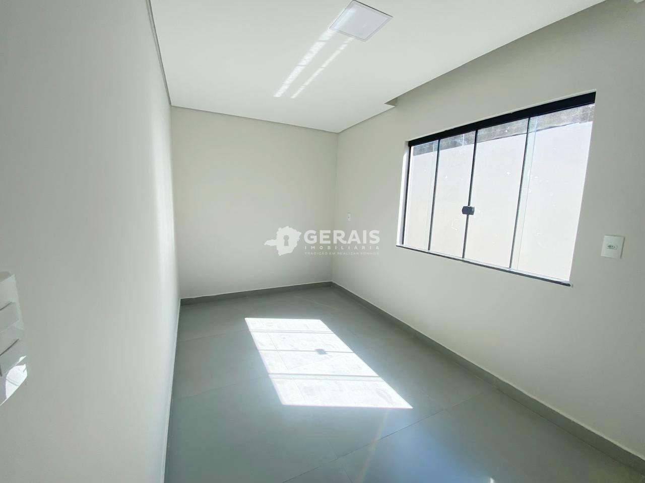 Casa à venda no DAVANUZE: 07 - QUARTO 02