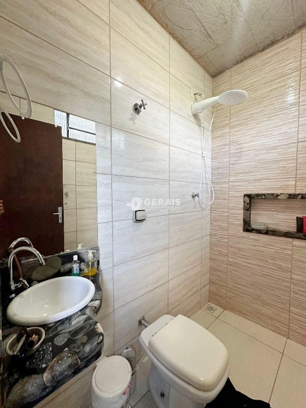 Casa à venda no SERRA VERDE: 09 - BANHO SOCIAL