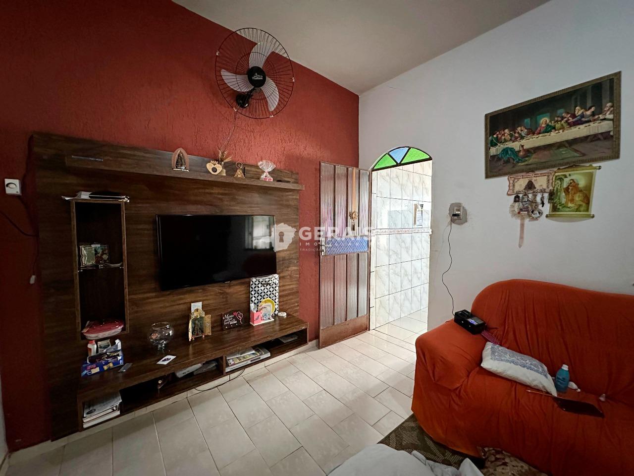 Casa à venda no SERRA VERDE: 03 - SALA