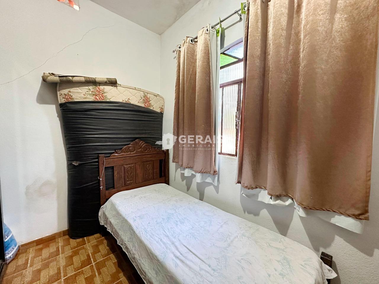 Casa à venda no SERRA VERDE: 06 - QUARTO 01