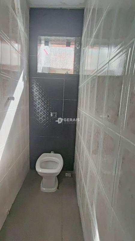 Casa para aluguel no DANILO PASSOS: 08- BANHO SOCIAL 01