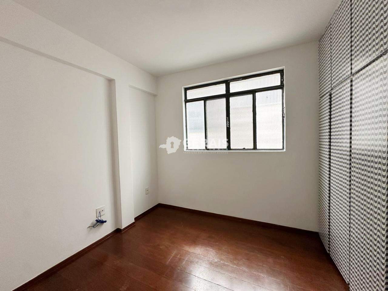 Apartamento à venda no CENTRO: 07- QUARTO 01