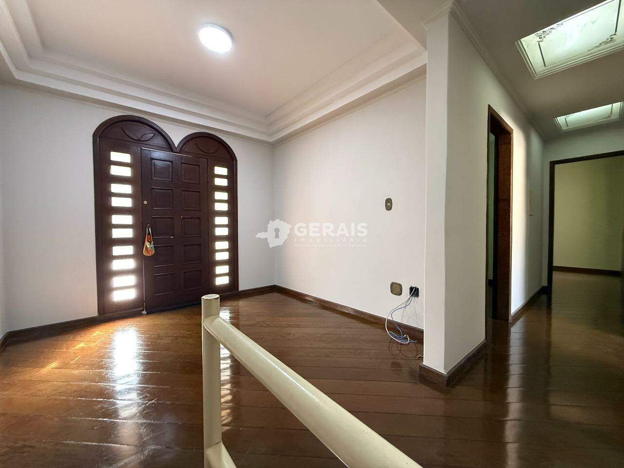 Casa Comercial para aluguel no SIDIL: 08- SALA 02