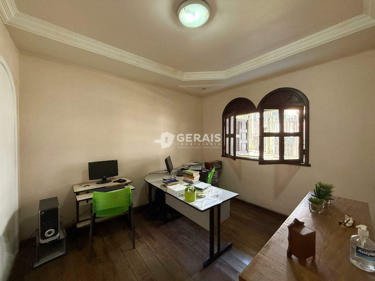 Casa Comercial para aluguel no SIDIL: 06- ESCRITÓRIO