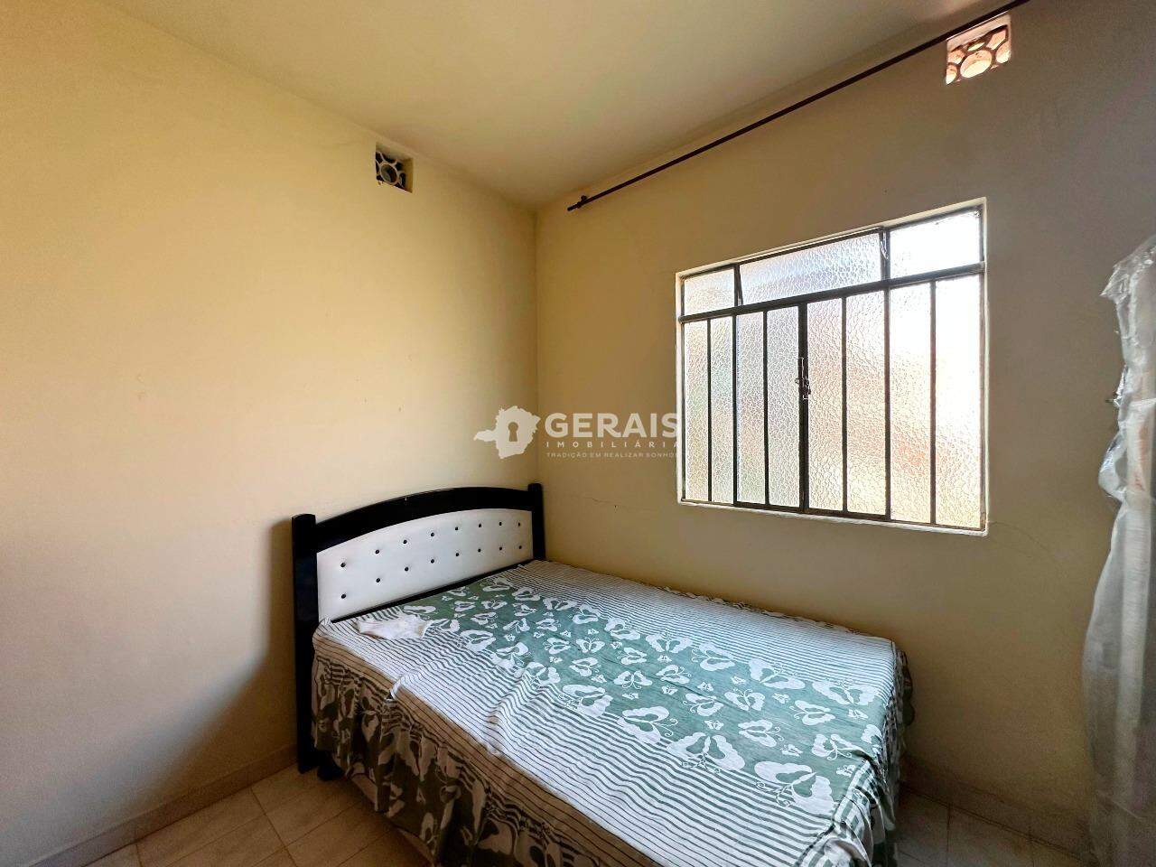 Sítio à venda no SANTOS DUMONT: 08- QUARTO 03