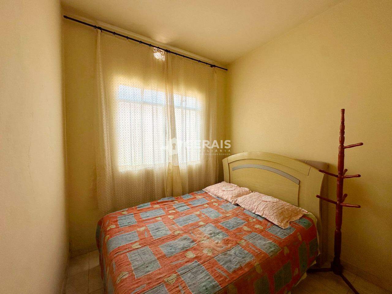 Sítio à venda no SANTOS DUMONT: 07- QUARTO 02