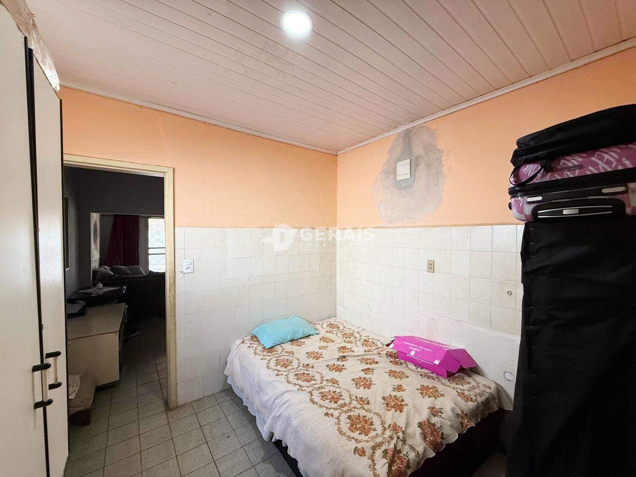 Sítio à venda no JARDINOPOLIS: 08- QUARTO 02