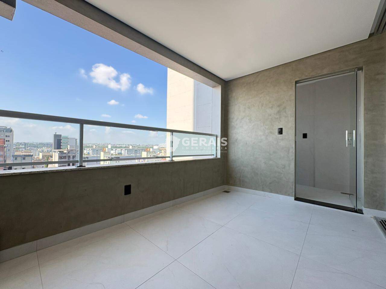 Apartamento para aluguel no CENTRO: 04- SACADA