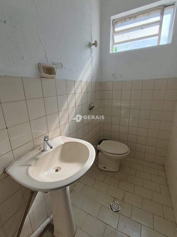 Galpão para aluguel no CENTRO: 07 - BANHEIRO