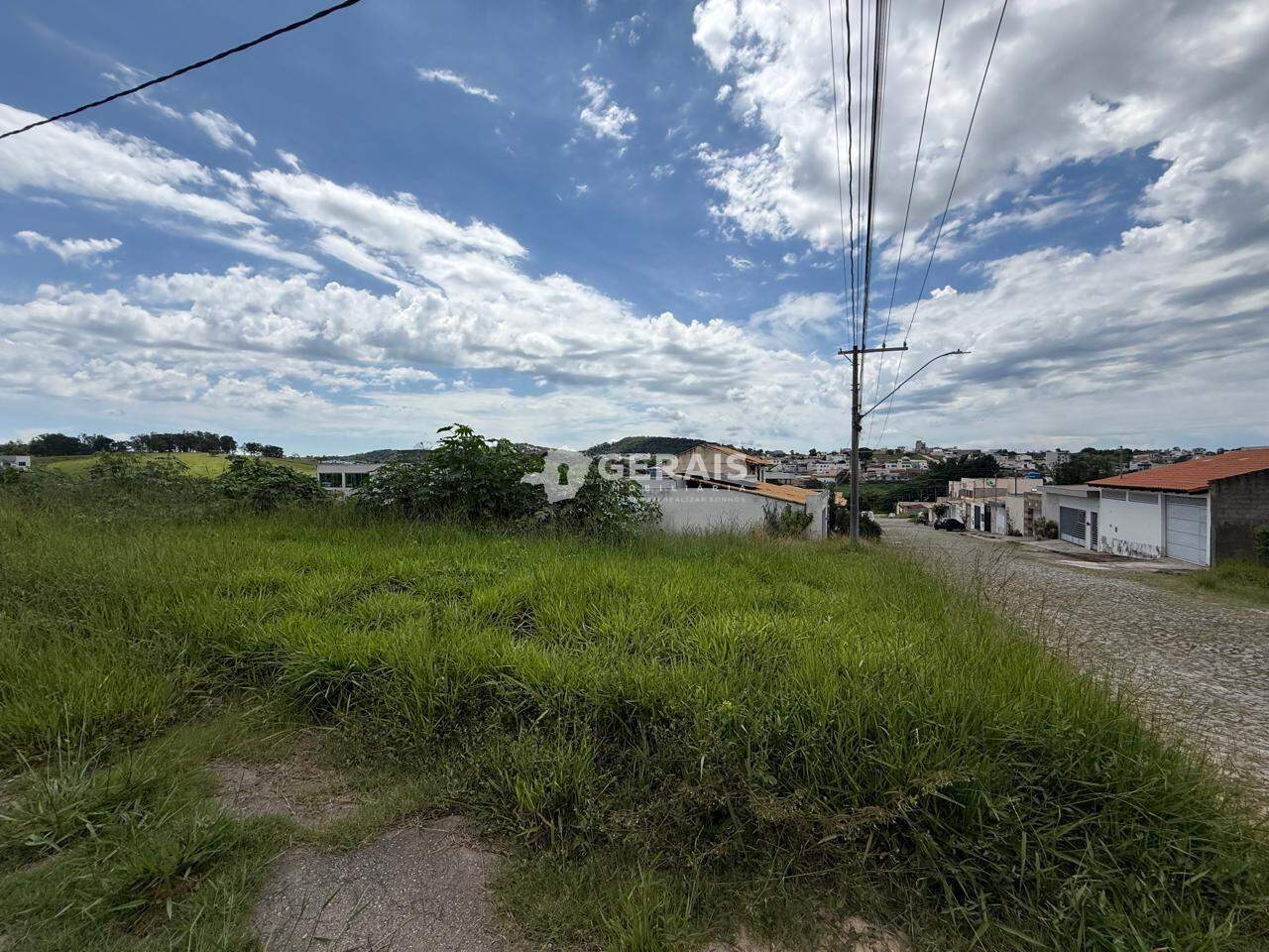 Lote à venda no SÃO ROQUE: 01- LOTE