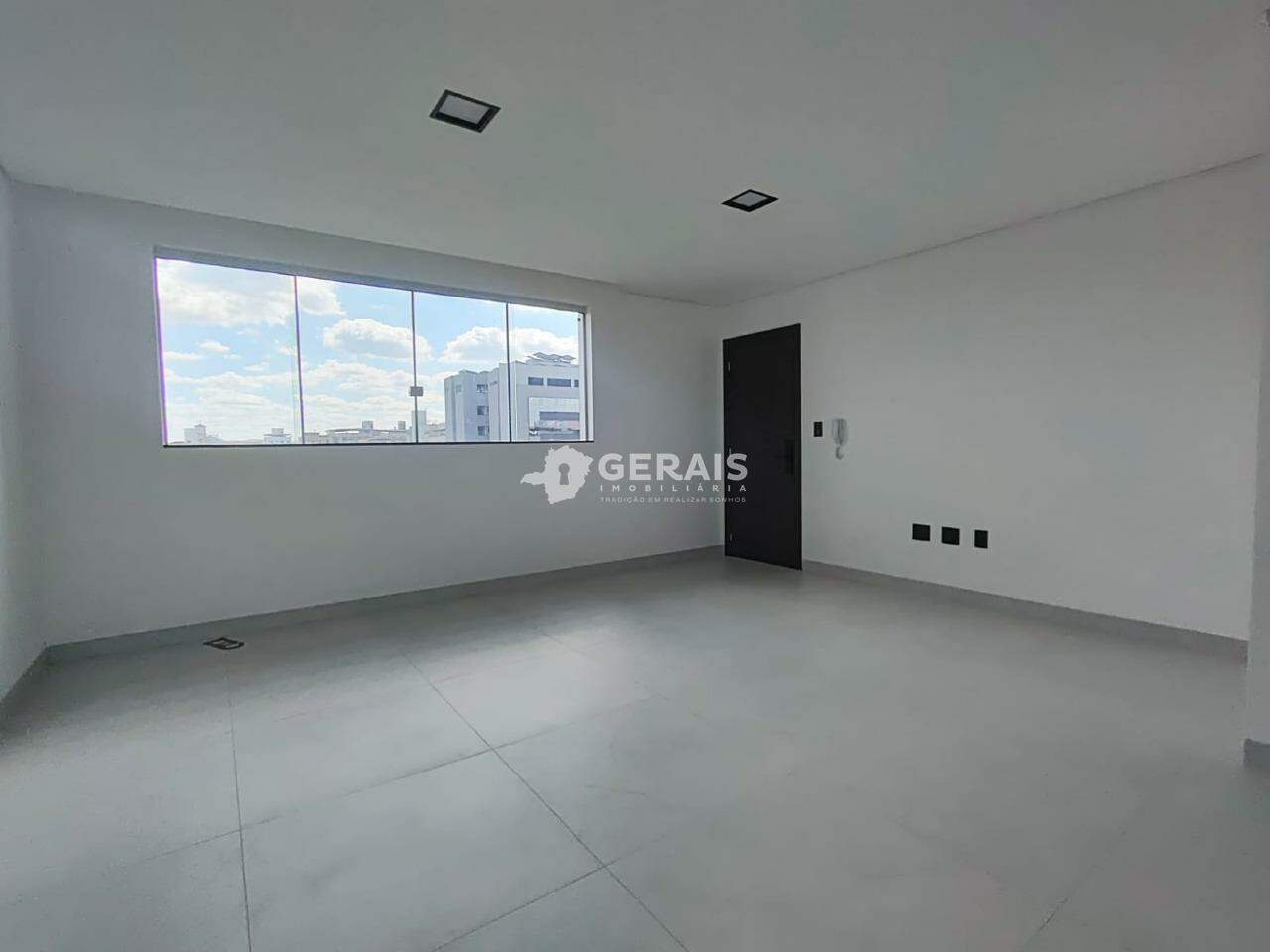 Apartamento para aluguel no BELA VISTA: 04 - SALA