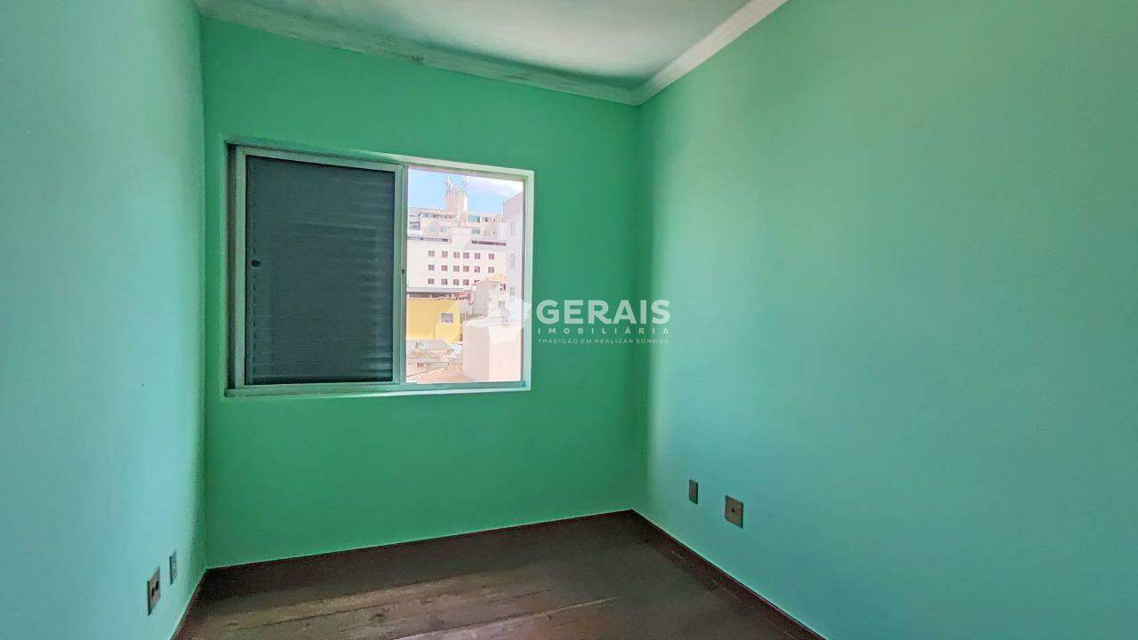 Apartamento para aluguel no BOM PASTOR: 06- QUARTO 01