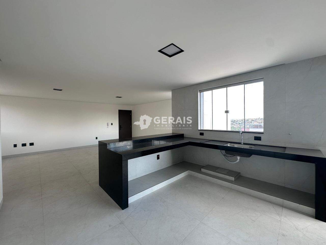 Apartamento à venda no JARDIM NOVA AMÉRICA: 05 - COZINHA