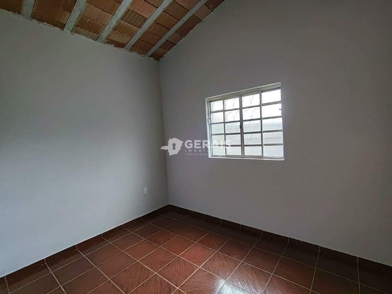 Casa para aluguel no JARDINOPOLIS: 06 - QUARTO 03