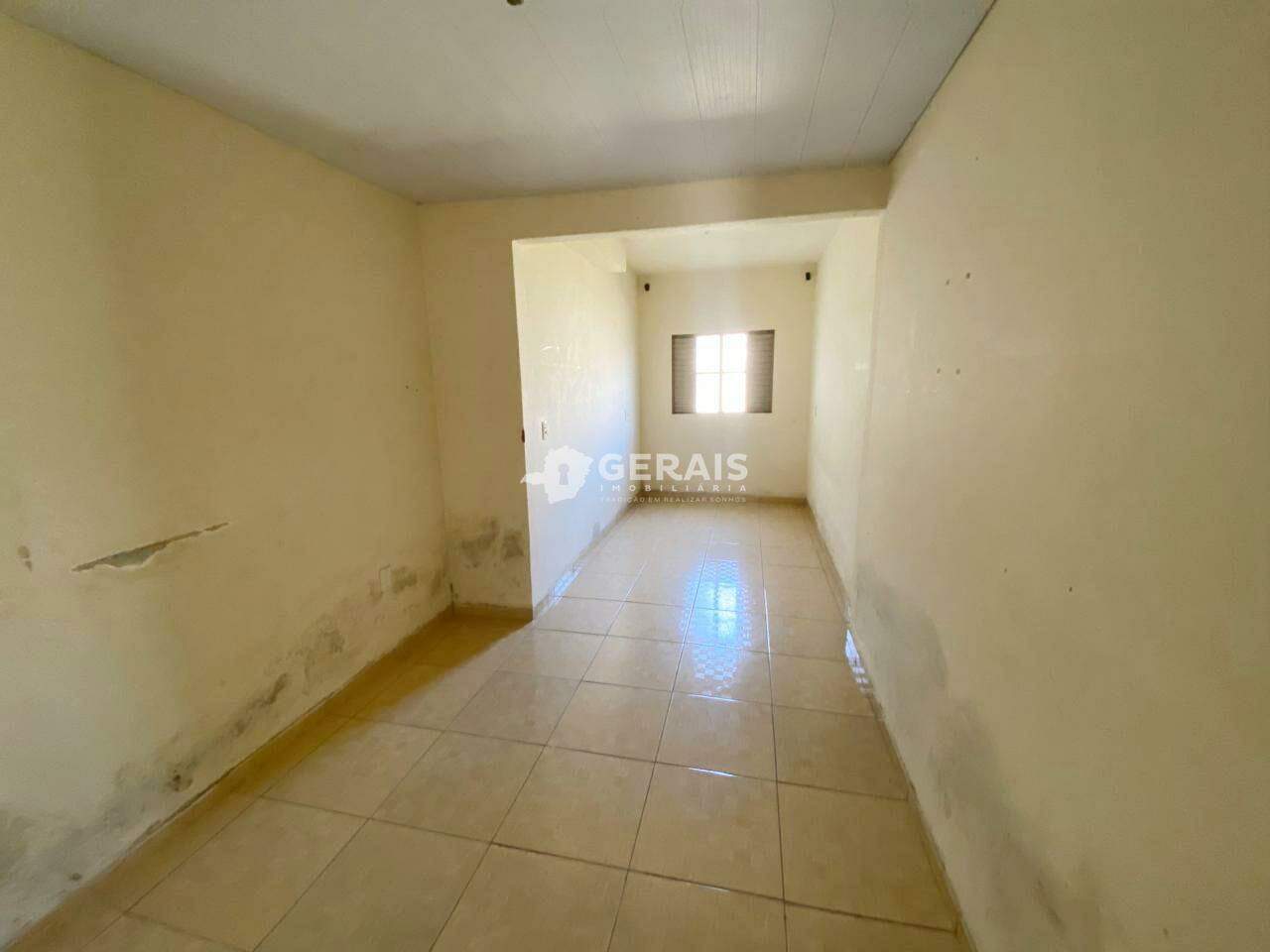 Casa à venda no SERRA VERDE: 04 - QUARTO 01