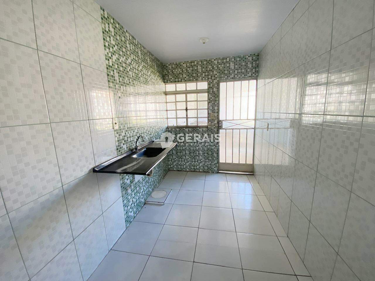 Casa à venda no SERRA VERDE: 03 - COZINHA